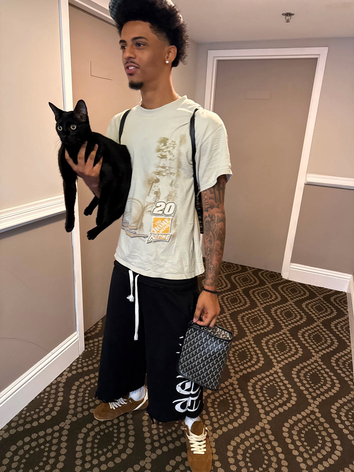 Black 3/4 Reject Shorts